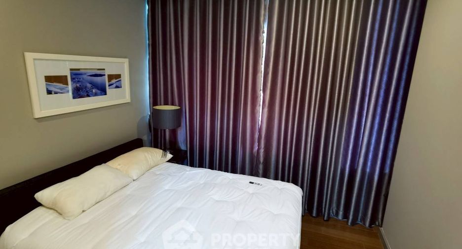 For rent 2 bedrooms condo in Bang Rak, Bangkok
