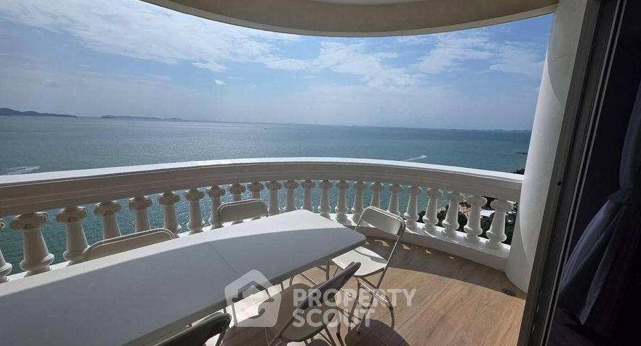 For rent 3 bedrooms condo in Bang Lamung, Chonburi