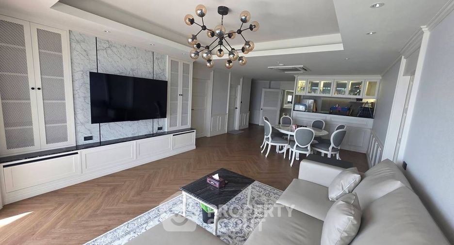 For rent 3 bedrooms condo in Bang Lamung, Chonburi