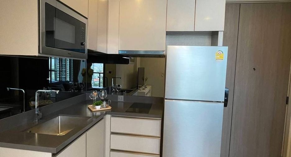 For rent 1 bed condo in Ratchathewi, Bangkok