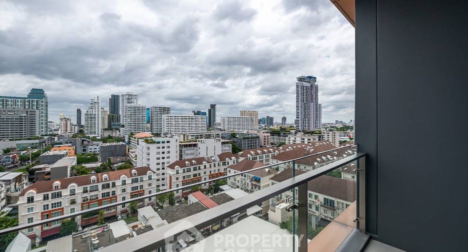 For rent 1 bed condo in Watthana, Bangkok