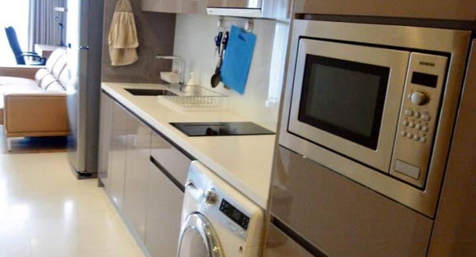 For rent 2 bedrooms condo in Khlong Toei, Bangkok