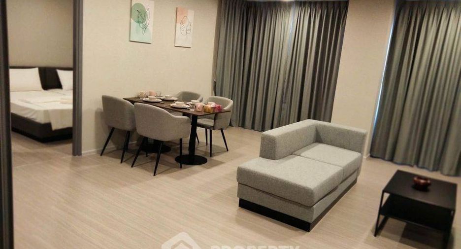 For rent 2 ベッドルーム condo in Watthana, Bangkok