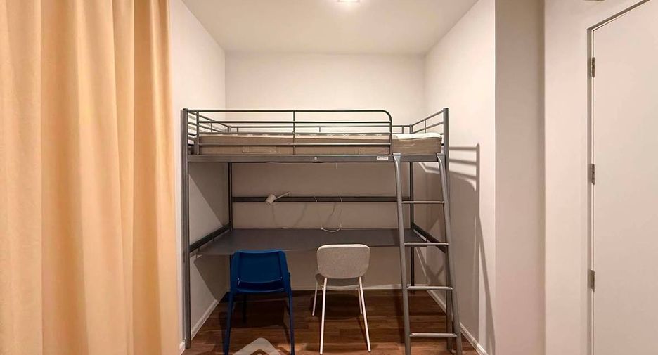 For rent 2 bedrooms condo in Phra Khanong, Bangkok
