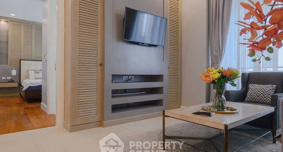 For rent 2 bedrooms condo in Pathum Wan, Bangkok