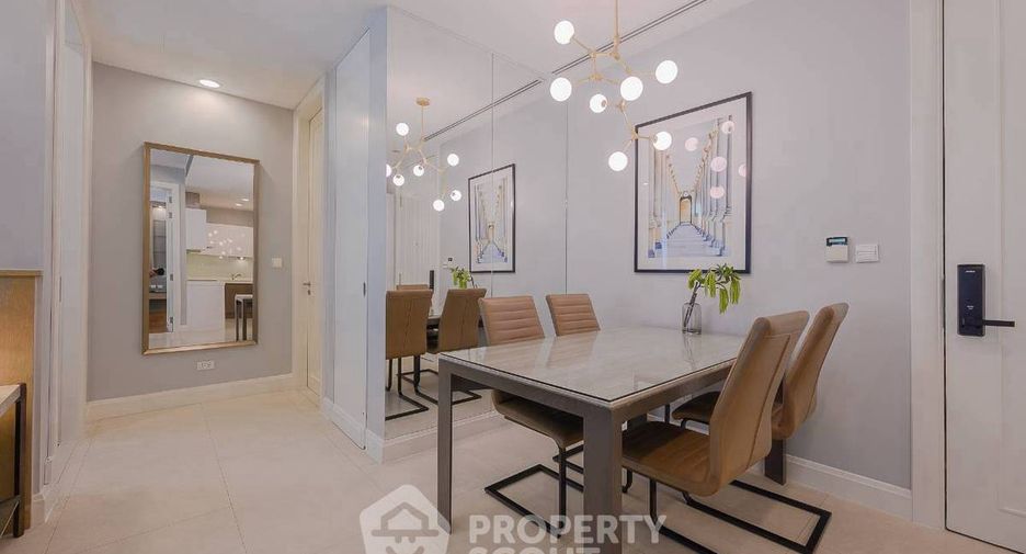 For rent 2 bedrooms condo in Pathum Wan, Bangkok