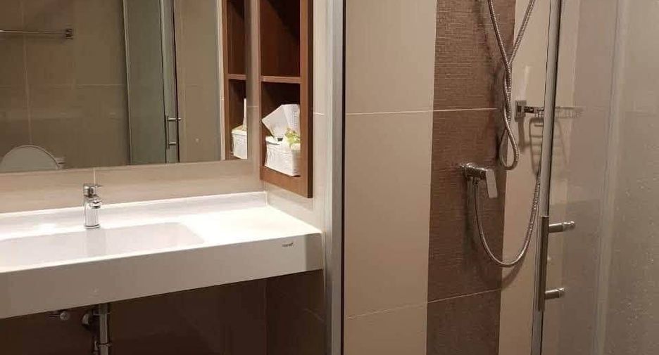 For rent 1 bed condo in Phaya Thai, Bangkok