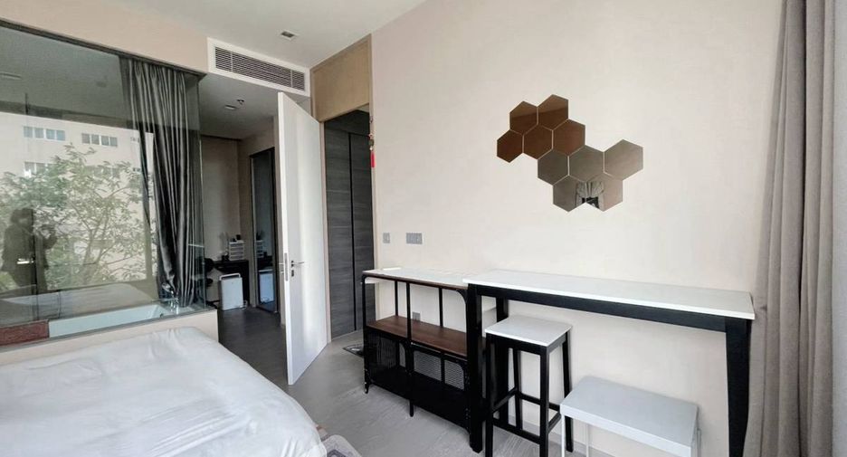 For rent 1 bed condo in Watthana, Bangkok