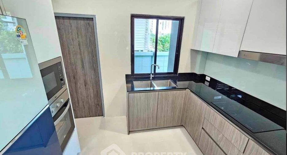 For rent 4 bedrooms house in Prawet, Bangkok