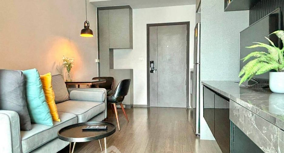 For rent 1 bed condo in Phra Khanong, Bangkok