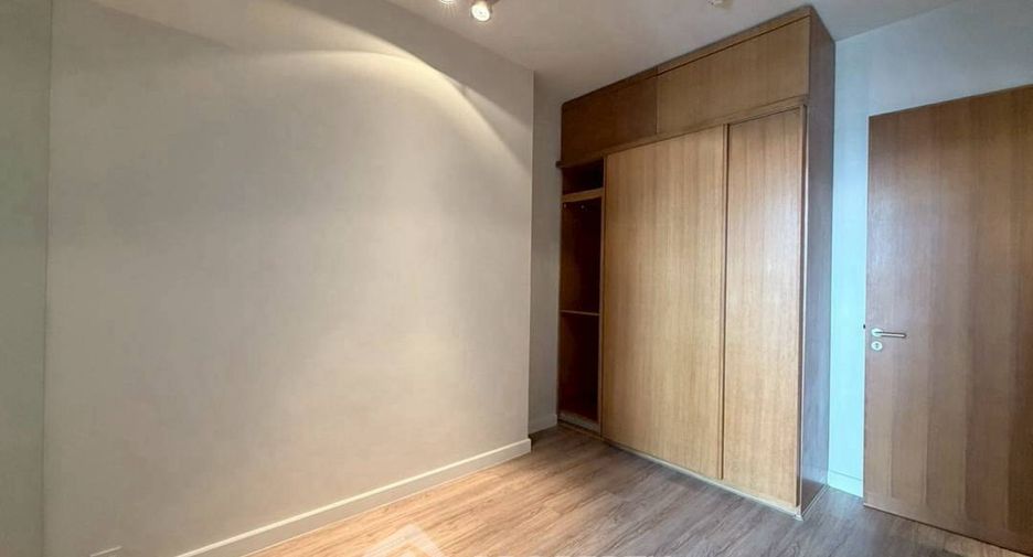 Condo en alquiler de 2 habitaciones en Sathon, Bangkok