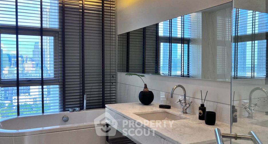 For rent 2 bedrooms condo in Sathon, Bangkok