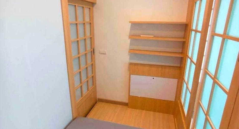 For rent 2 bedrooms condo in Ratchathewi, Bangkok