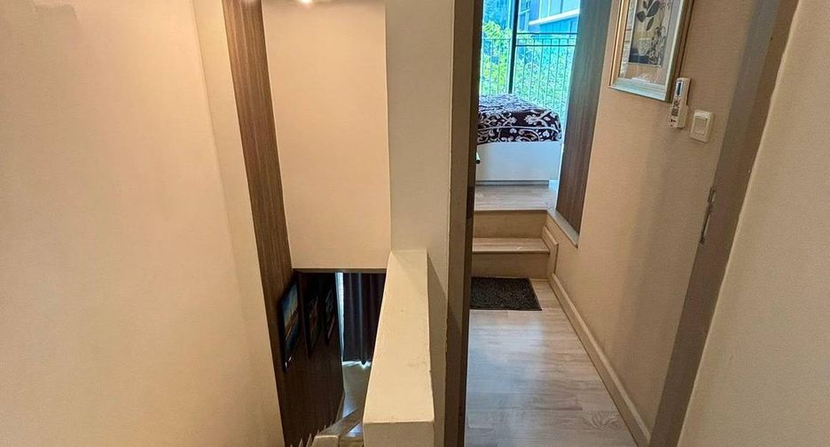 Condo en alquiler de 1 habitaciones en Phra Khanong, Bangkok