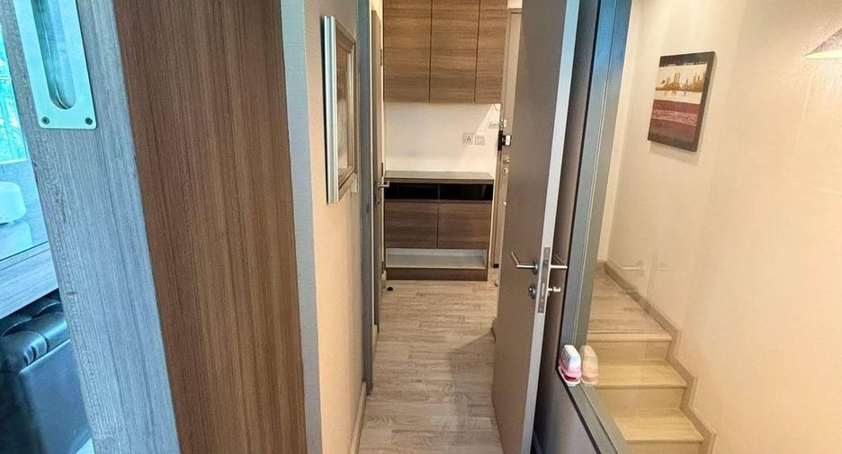 Condo en alquiler de 1 habitaciones en Phra Khanong, Bangkok