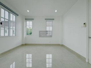 For sale 3 bedrooms townhouse in Bueng Kum, Bangkok