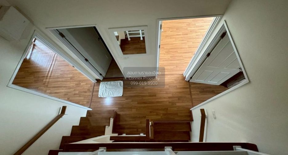 For sale 4 bedrooms townhouse in Sai Mai, Bangkok