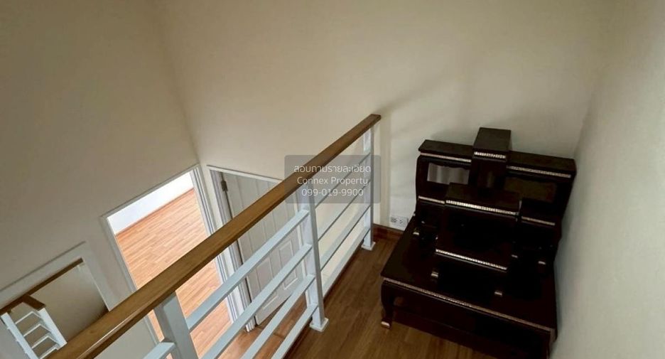 For sale 4 bedrooms townhouse in Sai Mai, Bangkok