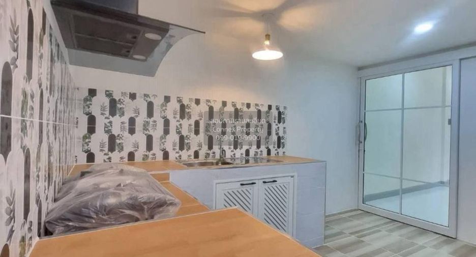 For sale 2 bedrooms townhouse in Bang Bua Thong, Nonthaburi