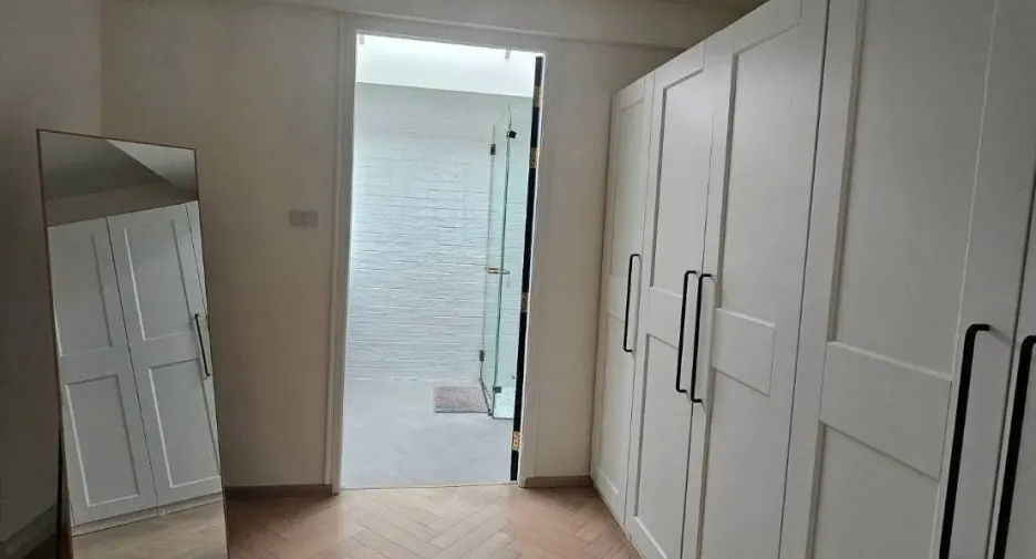 Haus zum Kauf und zur Miete mit 3 Zimmer in Watthana, Bangkok