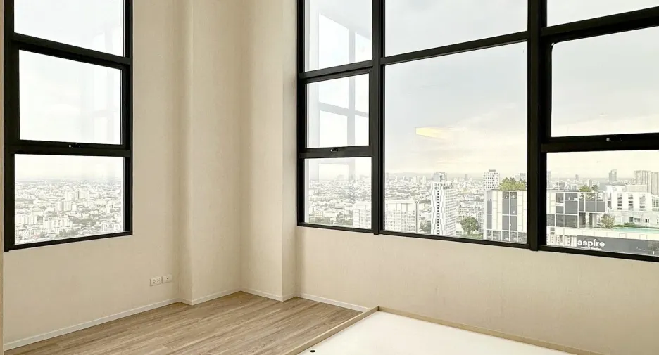 Condo en venta de 2 habitaciones en Khlong Toei, Bangkok