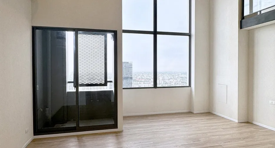 Condo en venta de 2 habitaciones en Khlong Toei, Bangkok