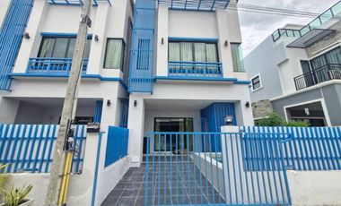 Haus zur Miete mit 3 Zimmer in Cha Am, Phetchaburi