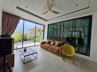 À louer 3 chambres villa à Pran Buri, Prachuap Khiri Khan