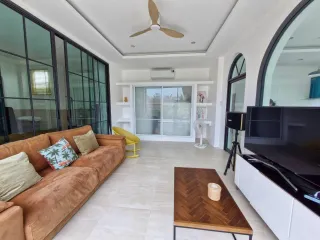 À louer 3 chambres villa à Pran Buri, Prachuap Khiri Khan