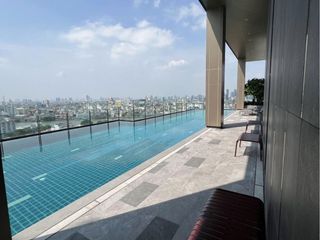 Wohnung zur Miete mit Studio in Khlong San, Bangkok