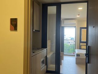 Wohnung zur Miete mit Studio in Khlong San, Bangkok