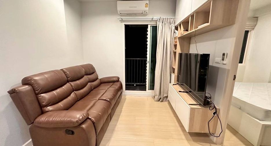 For rent 3 bedrooms condo in Thon Buri, Bangkok