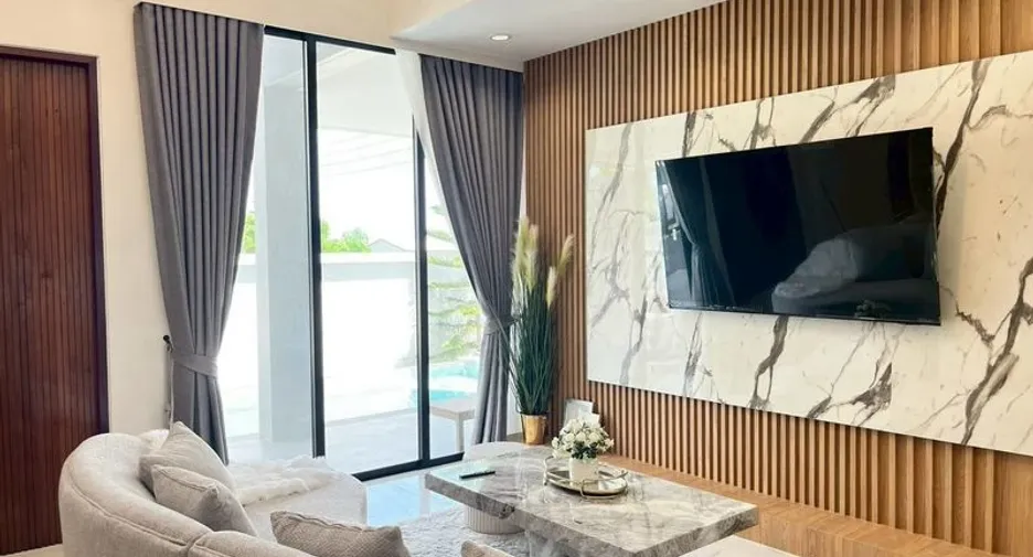 For sale 4 bedrooms villa in Huay Yai, Pattaya