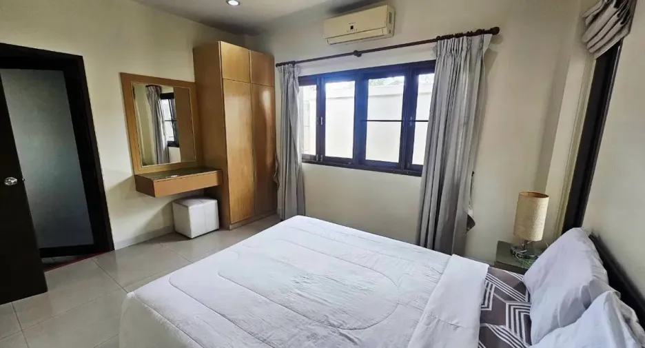 For rent 3 bedrooms house in Bang Lamung, Chonburi