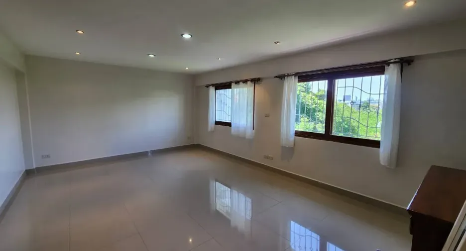 For sale 4 bedrooms townhouse in Bang Lamung, Chonburi