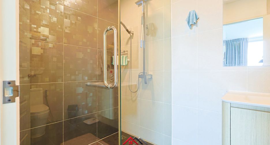 For sale 3 bedrooms condo in Bang Lamung, Chonburi