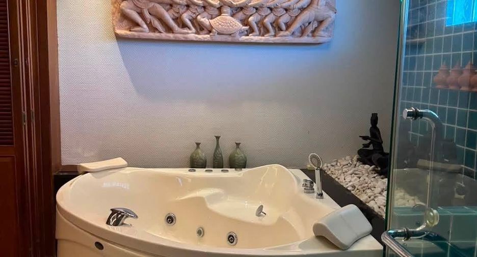 For sale 2 bedrooms condo in Bang Lamung, Chonburi