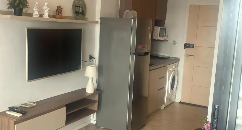 Wohnung zum Kauf und zur Miete mit 1 Zimmer in Khlong Luang, Pathum Thani