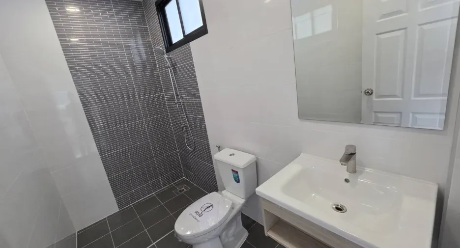 For sale 4 bedrooms house in Bang Bua Thong, Nonthaburi