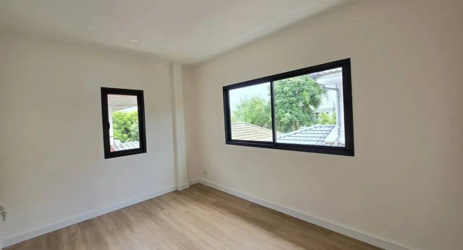 For sale 4 bedrooms house in Bang Bua Thong, Nonthaburi