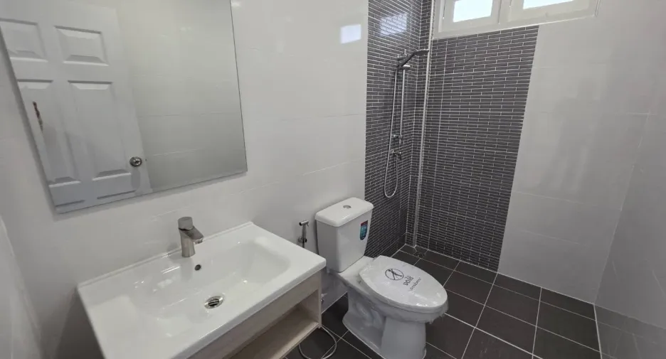 For sale 4 bedrooms house in Bang Bua Thong, Nonthaburi