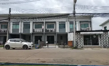 For sale and for rent 3 bedrooms townhouse in Mueang Pathum Thani, Pathum Thani
