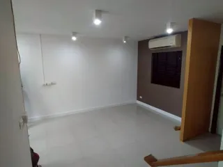 For sale and for rent 3 bedrooms townhouse in Mueang Pathum Thani, Pathum Thani