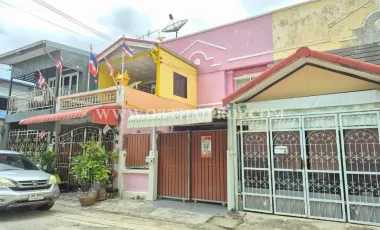Casa adosada en venta de 2 habitaciones en Bang Bua Thong, Nonthaburi