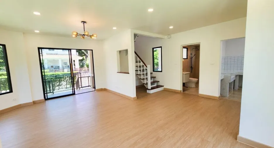 Haus zum Kauf mit 3 Zimmer in Bang Kruai, Nonthaburi