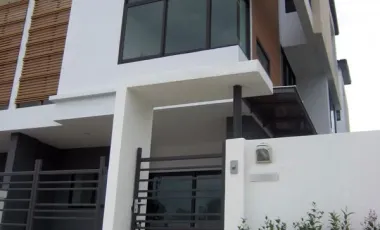 出租 5 卧室 联排别墅 在 Bang Bua Thong, Nonthaburi