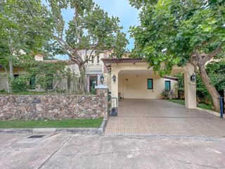 For rent 3 bedrooms villa in Huay Yai, Pattaya