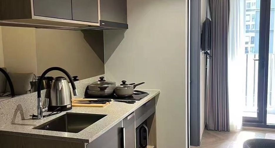 For sale studio condo in Bang Rak, Bangkok