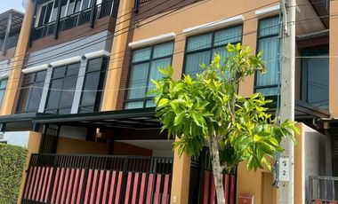 For rent 3 bedrooms house in Thung Khru, Bangkok
