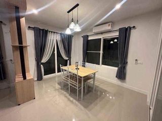 For rent 3 bedrooms house in Si Racha, Chonburi